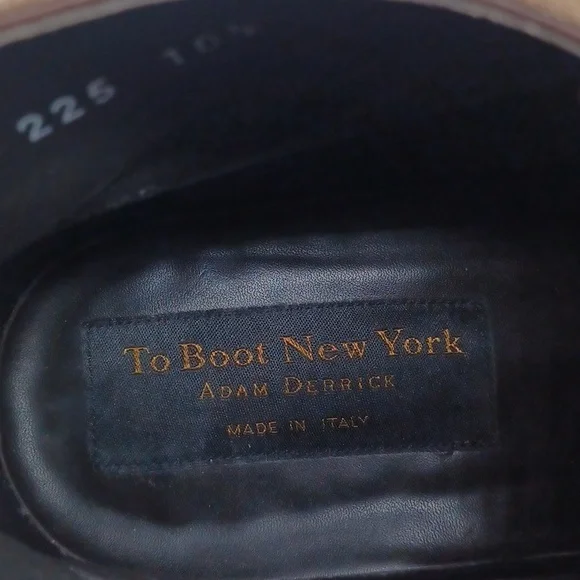 Men's Tan Suede Chukka Boots - Picture 4 of 8